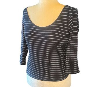 Vince Navy 3/4 sleeve Striped Scoop-neck Top - Large